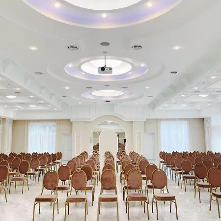Sofievsky Posad 3*
